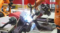 Ligne de production robotisée pour les pales d'éoliennes