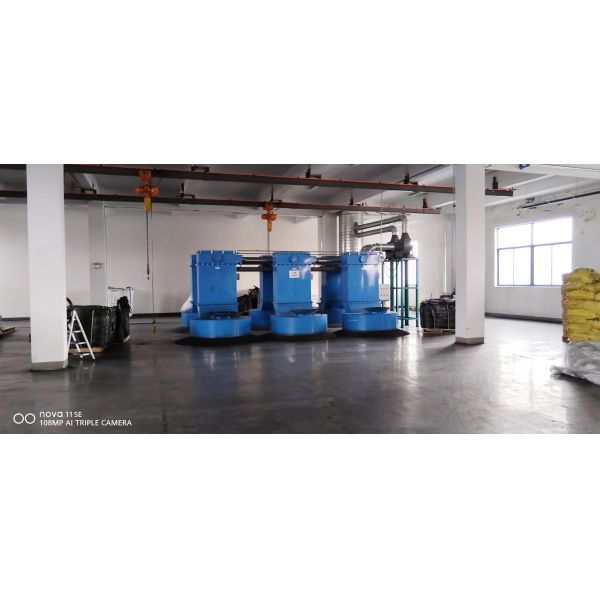 Space Saving Raw Materials Unloading System Bulk Materials Big Bag Unloading Station