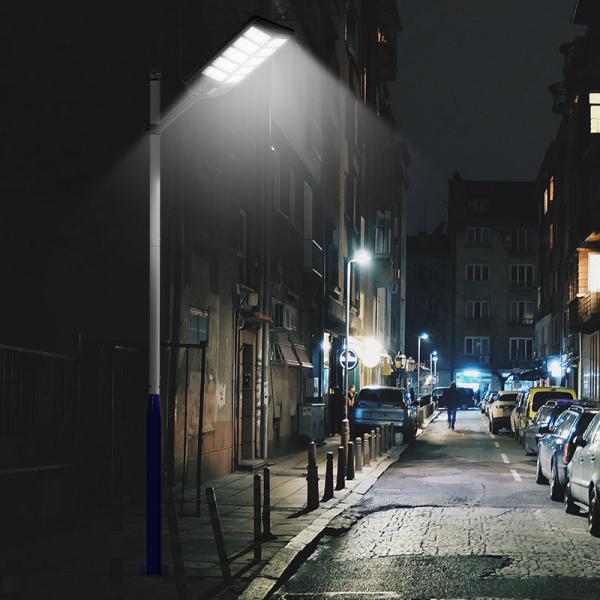 Outdoor All In One Solar Street Light 100w 300W 500W for ROAD Working Time hours 50000