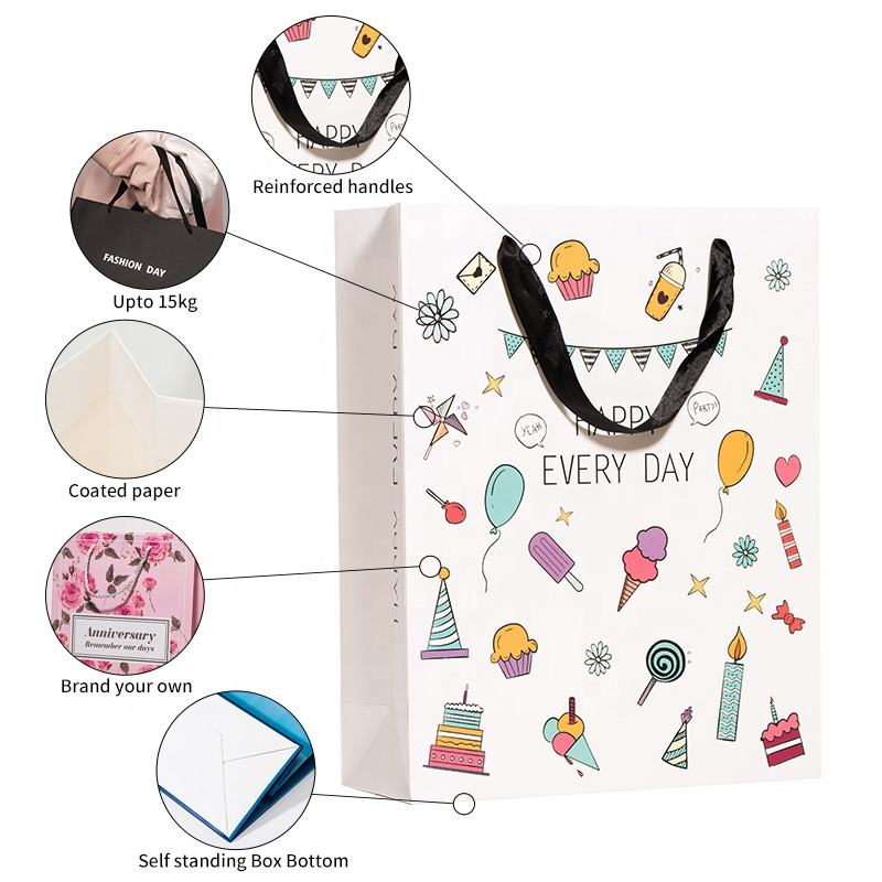 Custom Black And White Card Stock Carry-Type Gift Bag Simple Clothing Shopping Bag Multi-Purpose