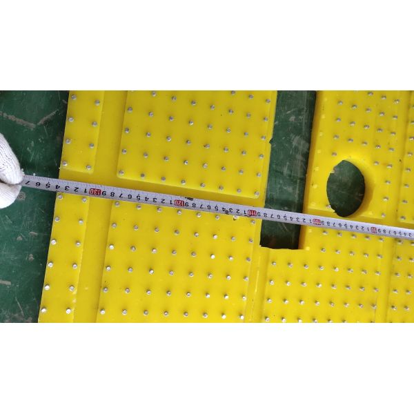 Polyurethane 30mm Thickness Rotary Table Anti Slip Mat Resistance To Corrosion