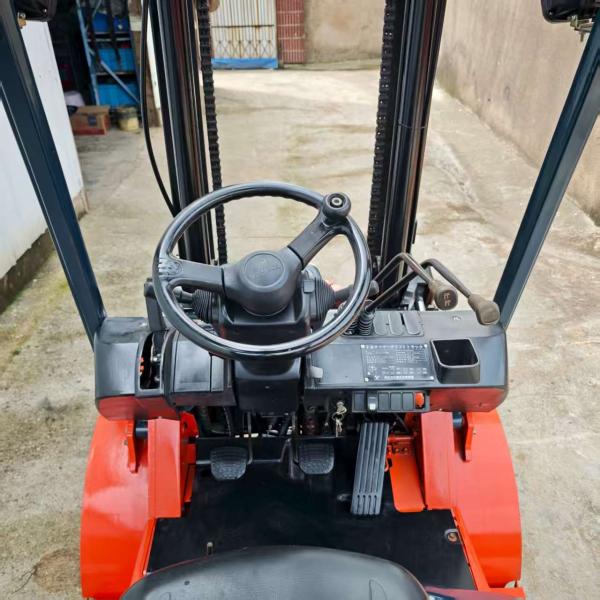 Para Komatsu Para Toyota Tcm Camión elevador diésel usado 1 tonelada 2 toneladas 3 toneladas 3,5 toneladas Capacidad Camión elevador hidráulico