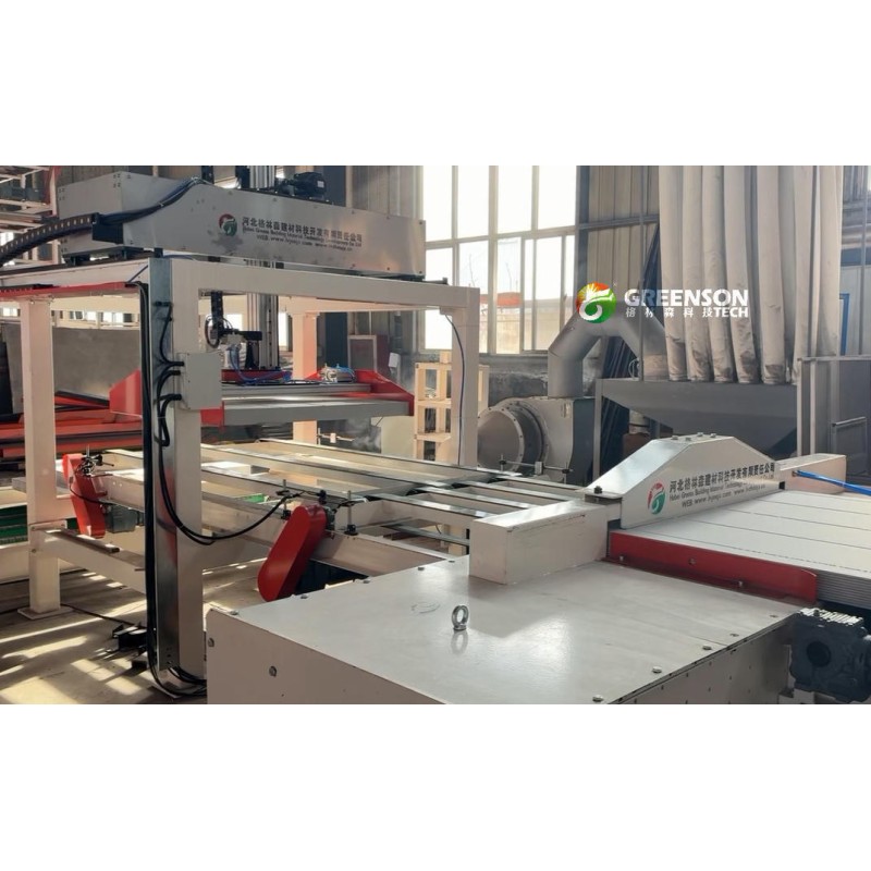 Automatic Feeding Gluing Sawing Stacking Dunnage Machine