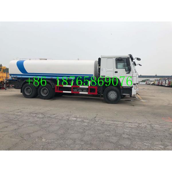 camión del tanque de agua de las ruedas 6x4 336hp de 1500L Sinotruk Howo 10