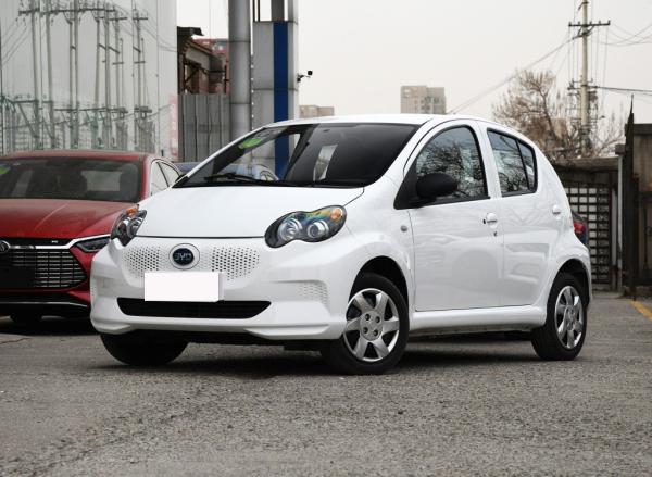 Carro elétrico de 45KW BYD E1