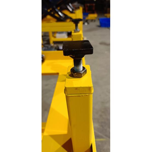 RAL1028 1500mm Hydraulic Mobile Scissor Lift Table Q345B Industrial Hydraulic Lift