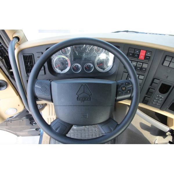 Sinotruk HOWO Made in China Horse A7 horse euro2 LHD RHD Diesel Trailer Truck horse Tractor Truck Head