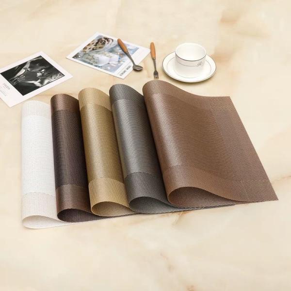 Custom Dinner Table Mat Eco Friendly Woven Non Slip Washable PVC