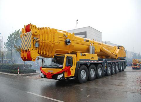 Longest Boom 45m XCMG RT50 50 Ton 4x4 All Wheel Drive Heavy Rough Terrain Tractor Crane For Europe