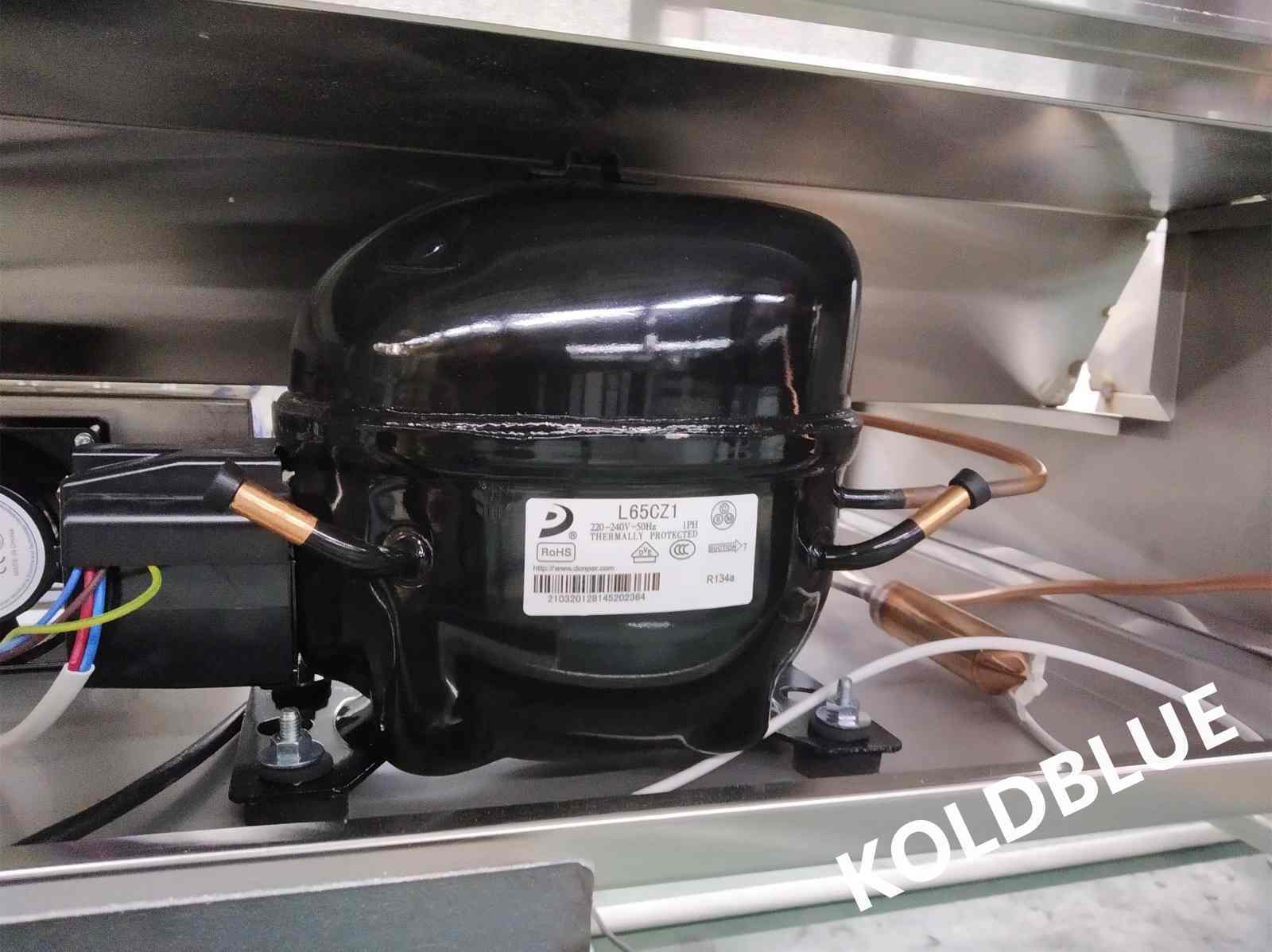 1200mm Wide Counter‑Top Flat‑Front Cake Chiller Large‑View Bar Dessert Showcase