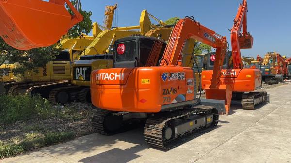 6510kg Venda Quente Segunda mão Em bom estado Hitachi EX70 40,5KW de potência com 0,3 m3 Capacidade de balde