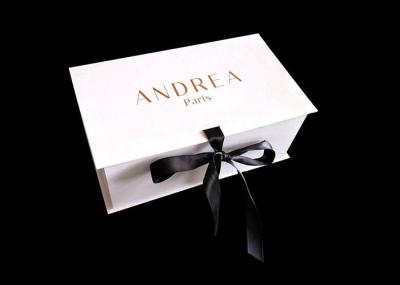 Customized Logo / Size Flat Folding Boxes Eco - Friendly With White Color