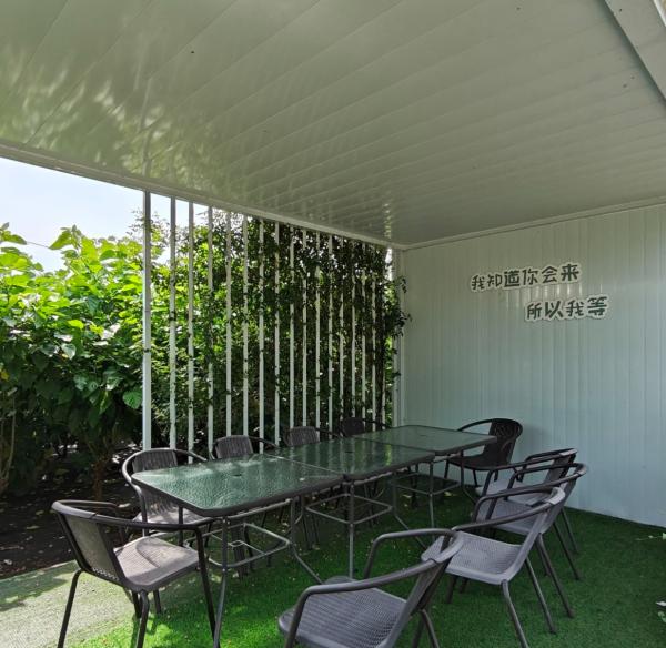 BBQ Area Fast Assembly Container House Prefab Easy Relocation