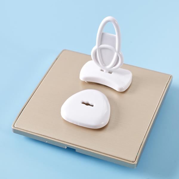 White Electrical Outlet Plug Covers , Eco Ffriendly Child Safety Outlet Plugs