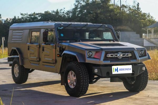 Off Road Four Wheel Drive Dongfeng M-Terrain M50 917 Strong Power Diesel Vehicle