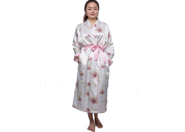 Classic Ladies Satin Pyjamas , Long Sleeve Ladies Satin Nightwear With Flower Printing