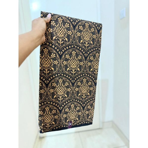 Premium Java Wax African Print Fabric with Vibrant Pattern and Durable Color Made from High-Quality Cotton