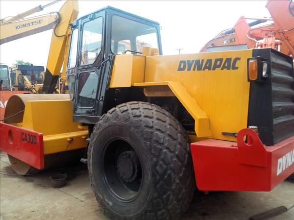Dynapac CA30D Road Roller Compactor Machine with Excellent Efficiency