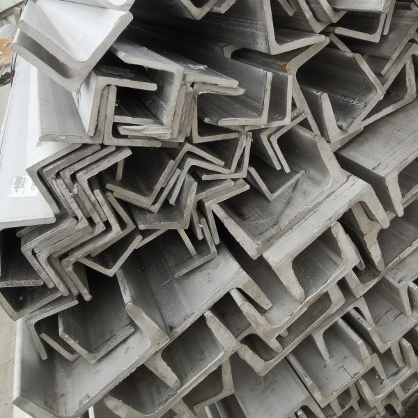 BIS Construction Hollow Structural Steel Q235 Q345B Q420 Slotted Angle Iron