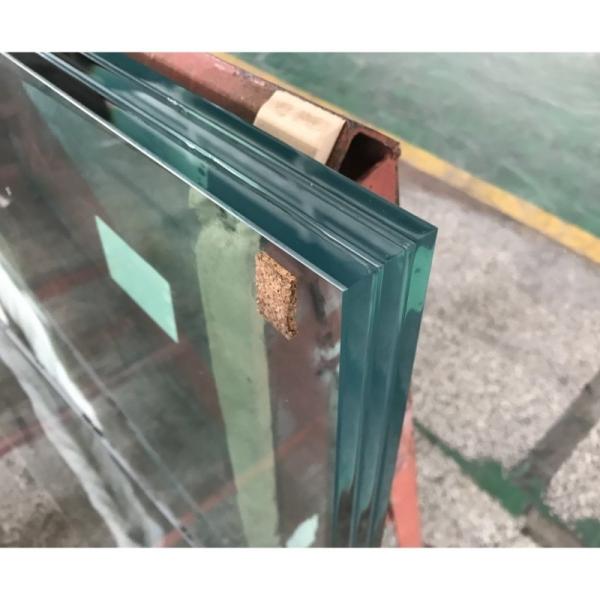 Customized Request 6.3mm 8.3mm 10.3mm Clear Laminated Glass Flat Polished Edge Work