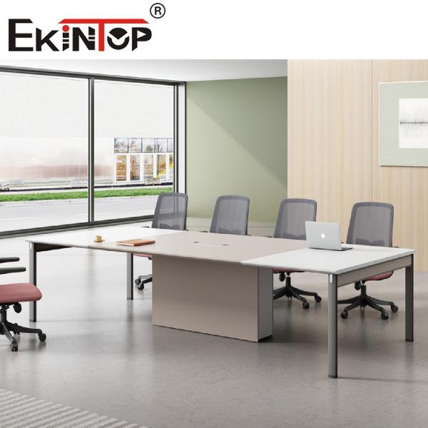 Обратимый прямоугольный стол переговоров с деревянными стальными материальными 4 ногами