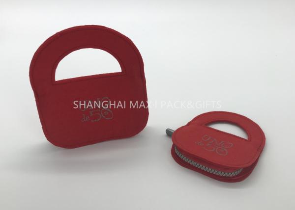 Crystal Pendant Fancy Jewelry Gift Boxes With Lock Personalised Red Printing Non Woven Felt