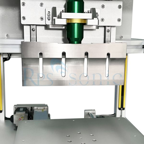 High efficient  semi-automated ultrasonic cake cutting system ultrasonic knife for bakery machine