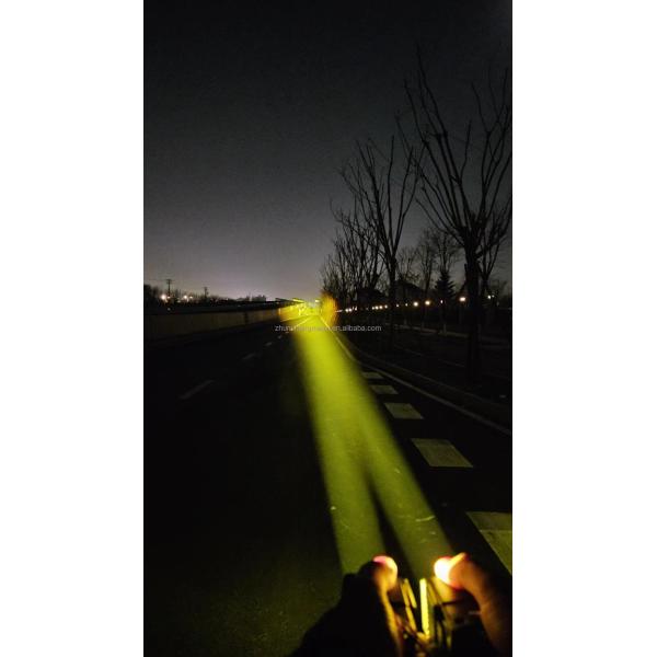 110*68*68mm Luz de nevoeiro para ônibus Lâmpada de caminhão Acessório essencial para ônibus turísticos