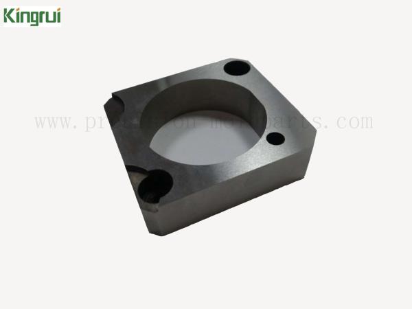 KR016 Four Holes Precision Automotive Parts DC53 Material 58 - 60 HRC Hardness