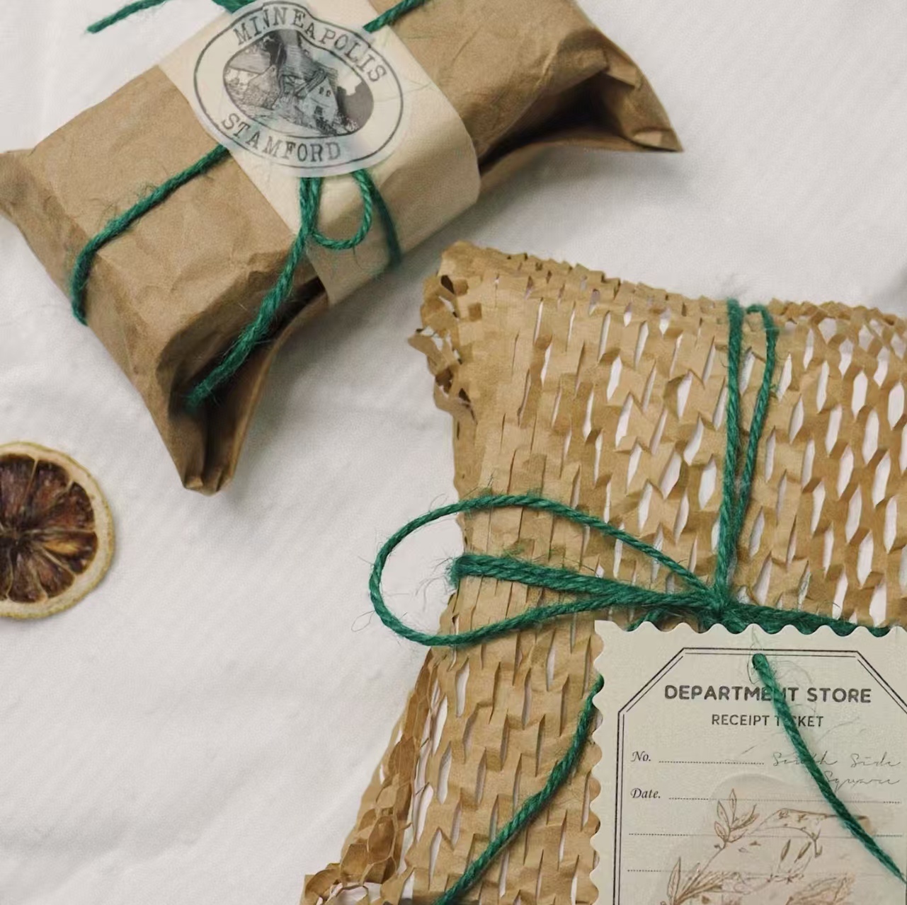 Natural Kraft Honeycomb Paper – Rustic Expandable Wrap for Wedding Favors & Gift Bags