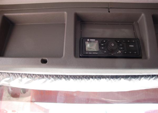 Caminhão LHD 4X2 Euro2 290HP ZZ4187M3511V do trator de SINOTRUK HOWO