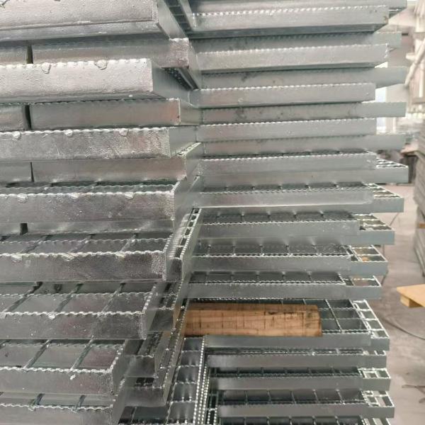 Industrial Steel Grating for Strong Load-Bearing and Anti-Slip Properties