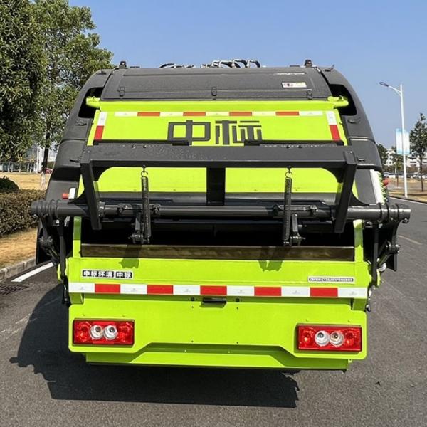 8200KG Urban Sanitation Garbage Compactor Truck With F2.8NS6B156 Engine