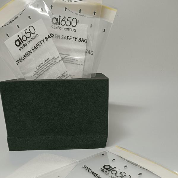 Chemical Biohazards Specimen Transport Bag Zip Lock For Laboratory Use