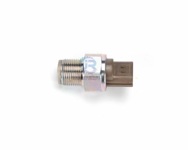 VHS227621070 Common Rail Pressure Sensor