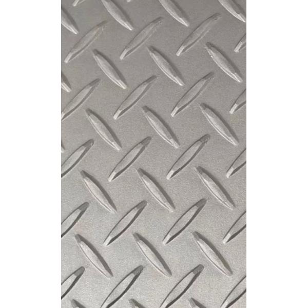 Hoja de techo galvanizado Hoja de acero corrugado de hierro de costumbre en relieve 2-5M de longitud