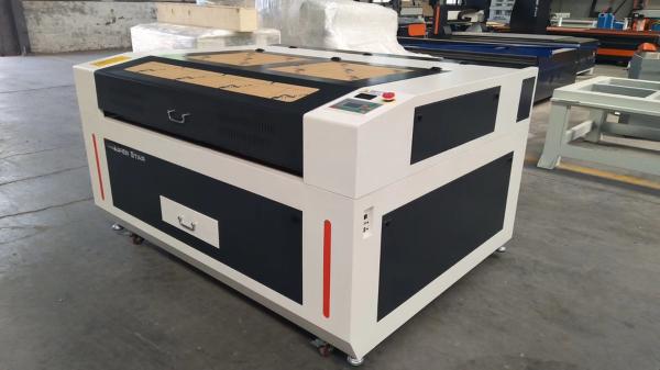 Plastic Acrylic CO2 Laser Engraving Machine 1390 1610 100W 130W With Ruida Control System