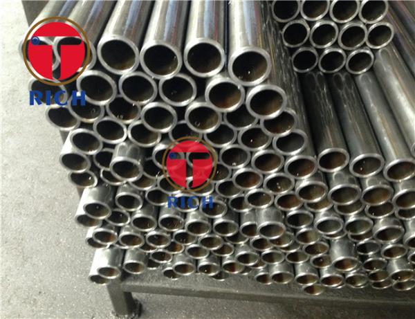 Tubes et tuyaux sans soudure, en acier à faible teneur en carbone, tube en acier laminé à chaud pour le service de basse température