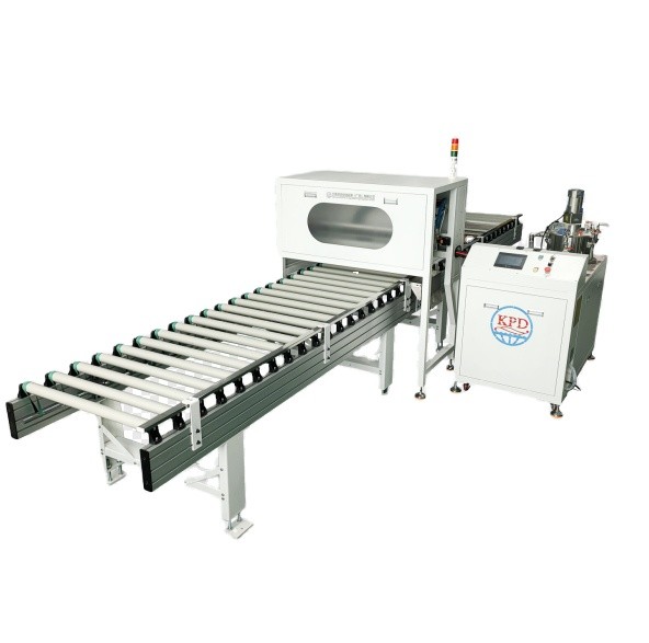 Glue Spraying Machine for Sandwich Panel Lamination Efficiency