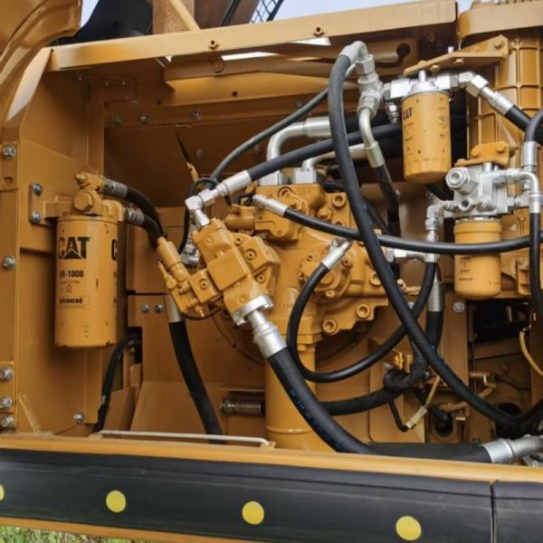 Excavatrice hydraulique sur chenilles Caterpillar 36 tonnes, machine fiable