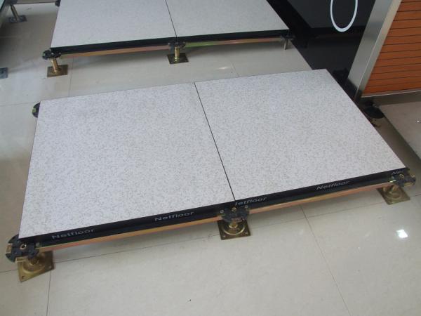 High-Density Chipboard PVC Woodcore Raised Floor 600 * 600 * 30 mm / 40 mm