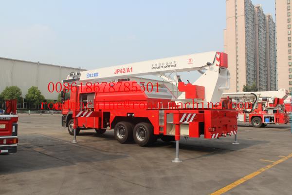 SINOTRUK Fire Fighting Trucks HOWO 4x2 6m3 With Foam Tank  EURO2/3/4