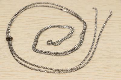 nonirritable rhinestone necklace chain 49in Length For Multiusage