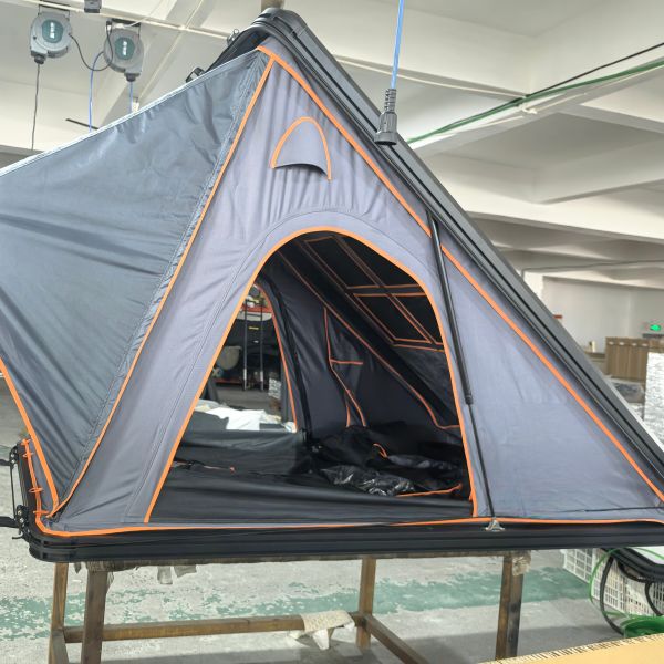 Outdoor 4x4 Waterproof 4 Person Aluminum Hard Shell Triangle Rooftop Tent Car Roof Top Tent Camping Car Roof Tent for Sale