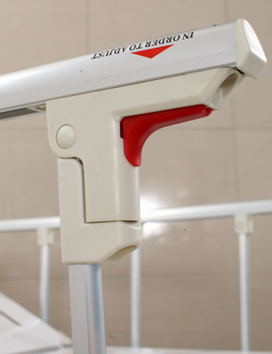 Lit d'hôpital électrique complet inclinable pour patients avec tête et pied en ABS