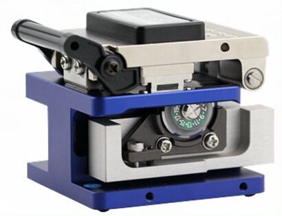 Light Weight Fiber Optic Cleaver Superior Blade Height And Rotational Adjustment