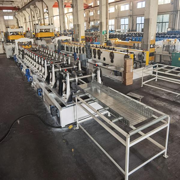 Máquina de moldagem de bandejas de cabos de 380V 50KW