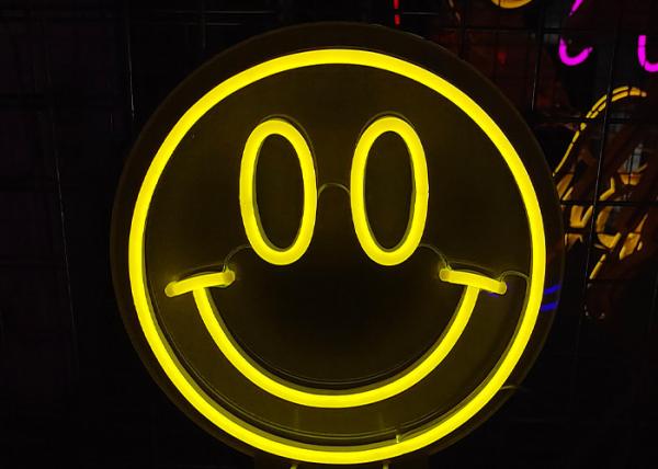 Luz decorativa do supermaket da forma de Vasten do sinal de néon do sorriso de alta qualidade