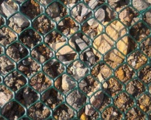 Geonet is suitable for river embankment protection, coastal management, tunnel engineering, and the laying and reinforcement of breakwaters and diversion dams.