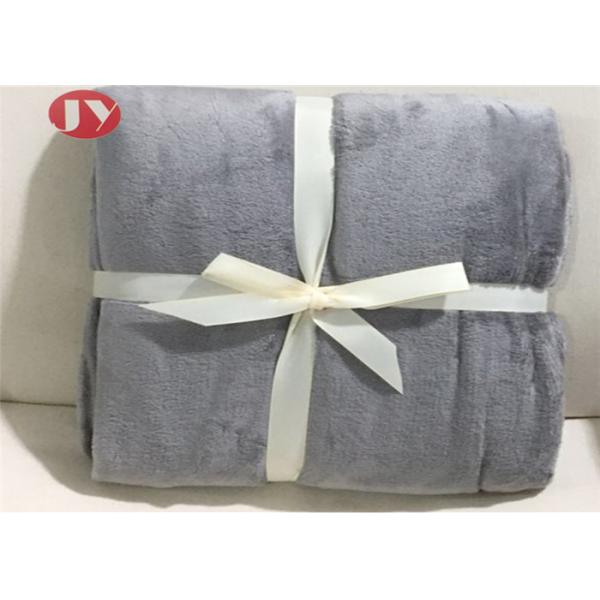 OEM/ODM Logo Luxury Flannel Polyester Fleece Blanket All Season Luxurious Gift Packing Soft